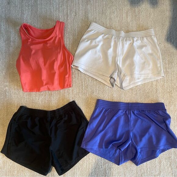 Athletic wear bundle - Picture 3 of 8